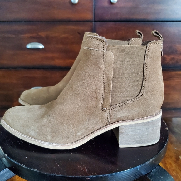 Crevo suede chestnut Chelsea boot - Picture 4 of 10